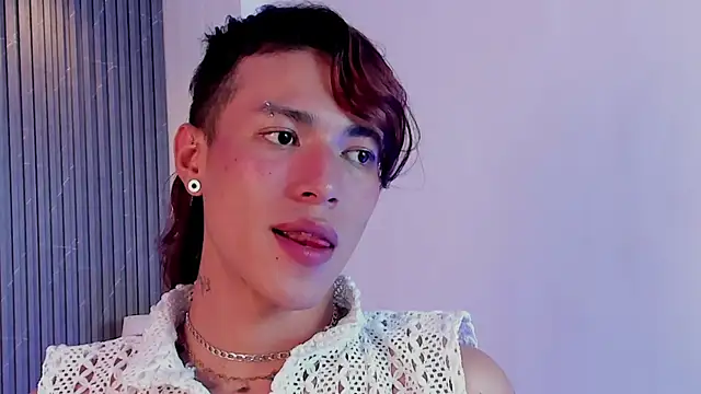 Show modela daxonrey na web-kameri