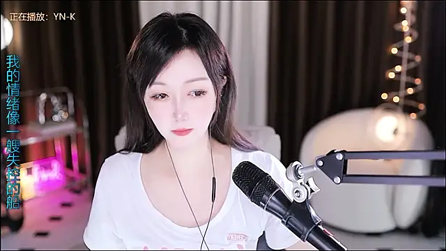 Angelya-888's Live XXX Chat