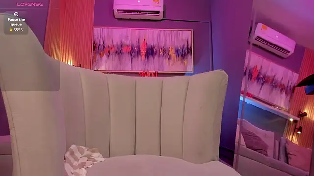 Chat +18 de lilian_vergara ao vivo