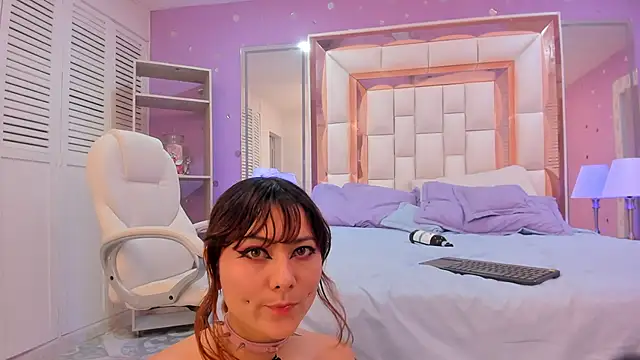 Chatroom XXX en direct de Goldentemptation_