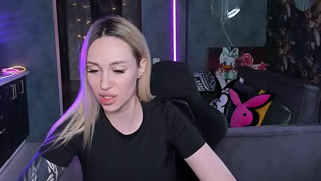 Онлайн чат XXX Blckmirrorr