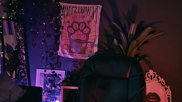 Noah_ElmerX Adlı Modelin Canlı XXX Sohbeti