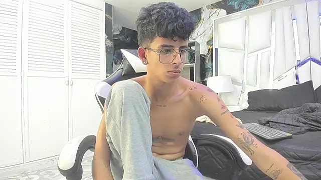 Chat +18 de Ibratxandy ao vivo