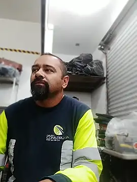 Chat +18 de OMARMEX1 ao vivo