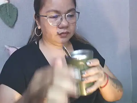 ambersmile Adlı Modelin Canlı XXX Sohbeti