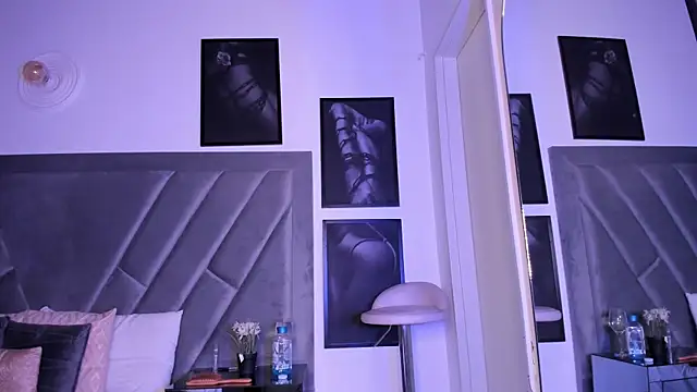 แชท XXX สดของ brenda_nova18