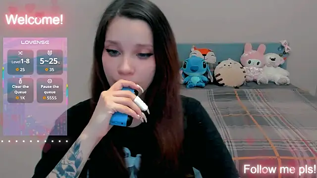 Kitten_Alissa's Live XXX Chat