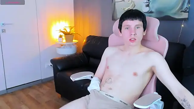 CutieKai_'s Webcam Show