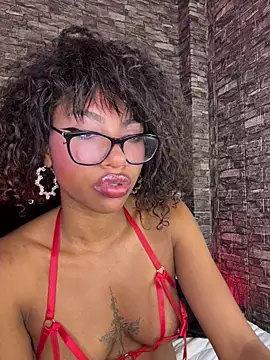 Morena_fire: απευθείας συνομιλία ΧΧΧ