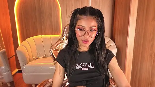 Alina_b_ Chat XXX live