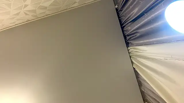 Chat +18 de TealTeatime ao vivo