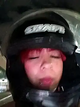 โชว์เว็บแคมของ KathaDanger