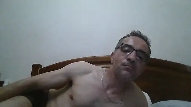 Chat +18 de CarlosRocha73 ao vivo