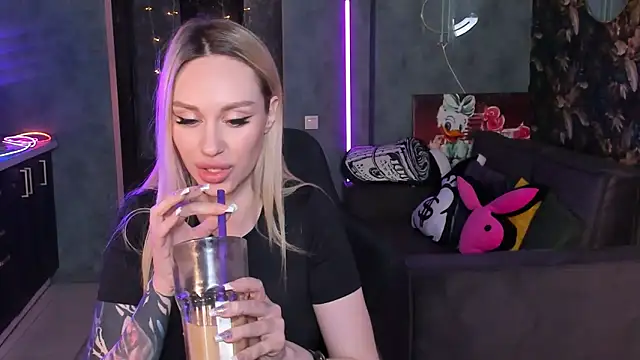 Blckmirrorr 即時 XXX 聊天