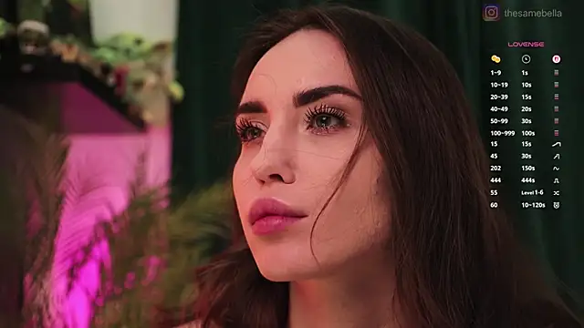 -BabyYodaのライブXXXチャット