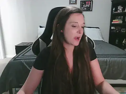 Chat +18 de GeminiGoddess22 ao vivo