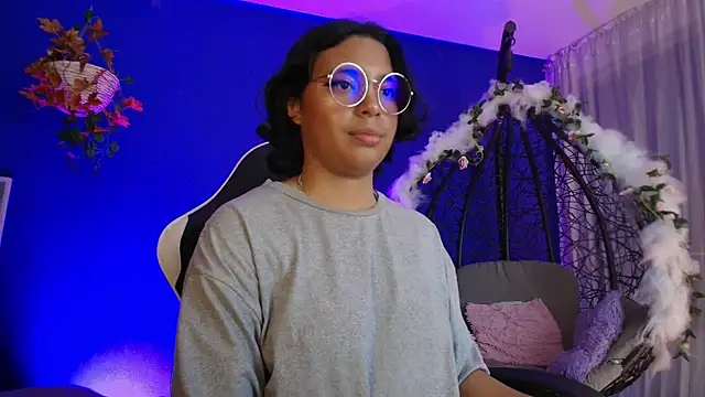 Živý XXX chat Emmapark_