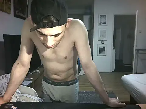 XXX chat uživo modela mihaimichael