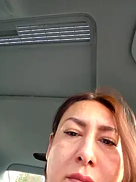 Chat +18 de IAmScarlettLove ao vivo