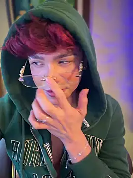 PRINCE_STEV: απευθείας συνομιλία ΧΧΧ