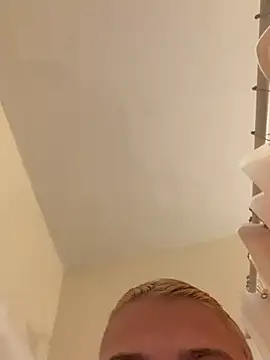 Terribletabby 现场XXX聊天