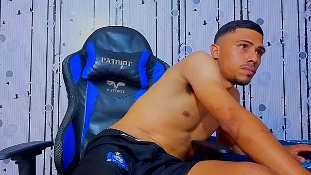 Charlies_Foxn Webbikameraesitys