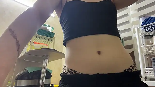 SlitheryTrudge Live XXX Chat