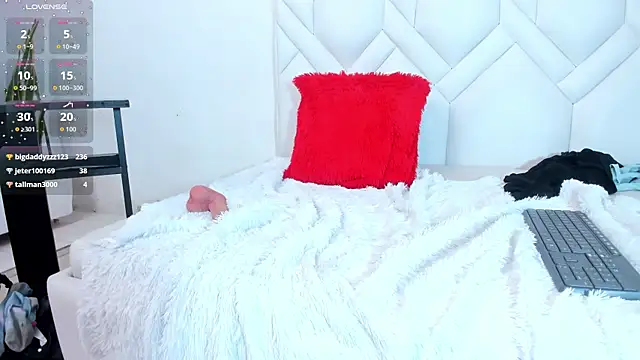 Cleopatra_Trans – Naživo XXX chat