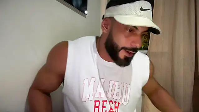 Chat +18 de romeolovedark ao vivo