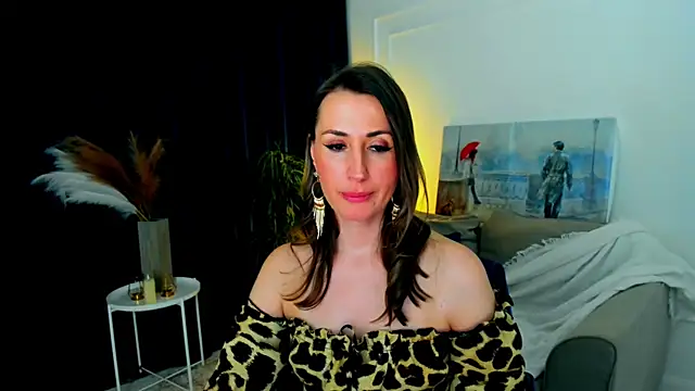 PassionGlow's Live XXX Chat