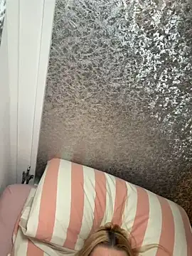 Strongqueen 在線直播表演