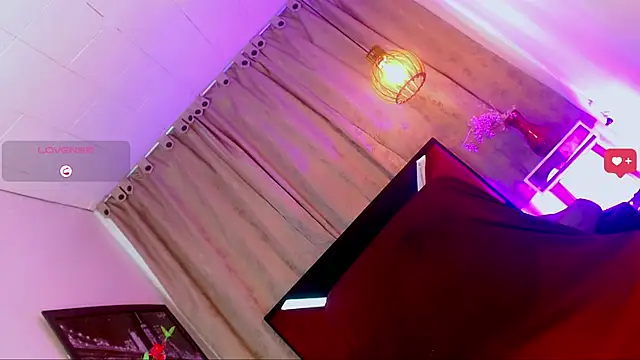 katha_Crawford Pertunjukan Webcam