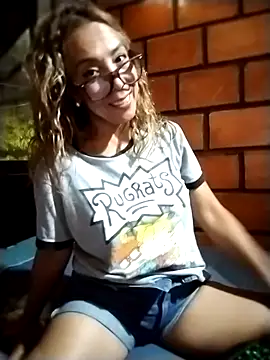 Lady_Lolla11 Adlı Modelin Canlı XXX Sohbeti