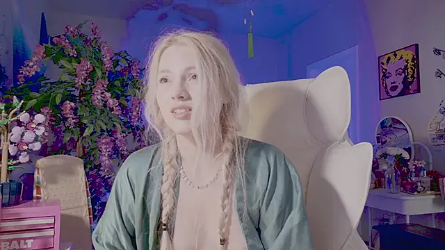 Talulaa Adlı Modelin Canlı XXX Sohbeti