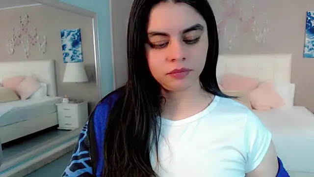 _Maddison_Ivanova_ – Kamerová šou