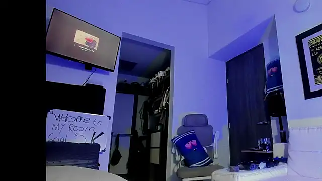 Andrew_Johnnson webkamerás műsora