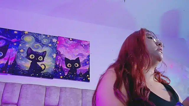 Chat +18 de MiiaBlumm_ ao vivo