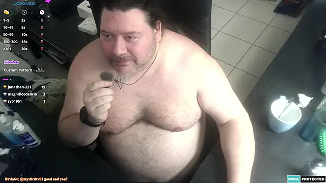 MysticDevil Pertunjukan Webcam