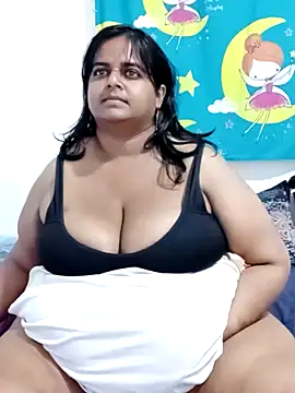 SusanaEshwar's Live XXX Chat