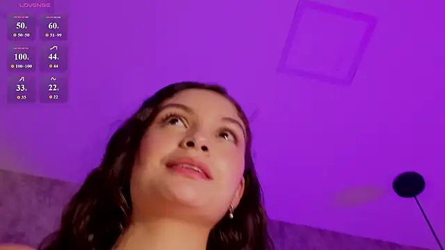 Онлайн чат XXX Selen_marcell