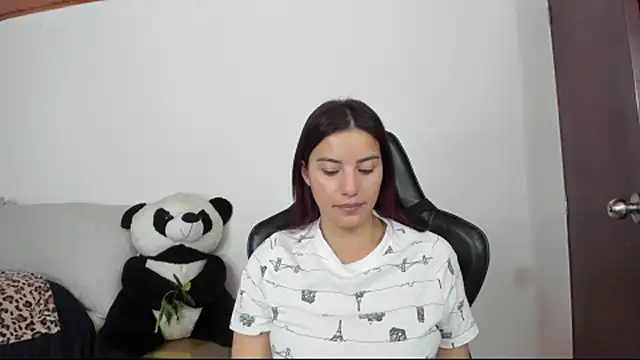 Chat XXX ao vivo de Arenne_rouse