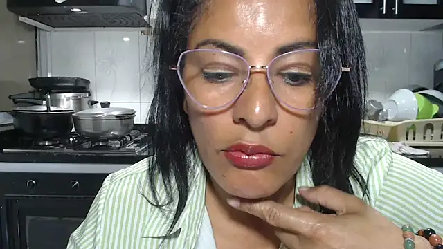 Chat XXX en directo de kateleyagrey