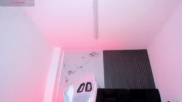 Вебкам-шоу chloesagee