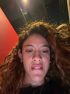 XXX chat uživo modela alana15