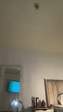 Czat XXX na żywo – Roxanne_08