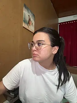 Czat XXX na żywo – CamilaSofiia