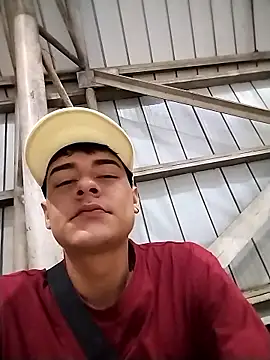 Chat +18 de attractive-sexx ao vivo