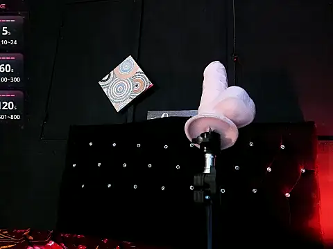 nefera_pride's Live XXX Chat