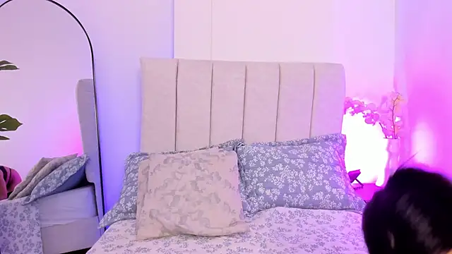 KaliBloom Live XXX Chat