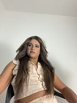 Laura_Cramz Chat XXX live